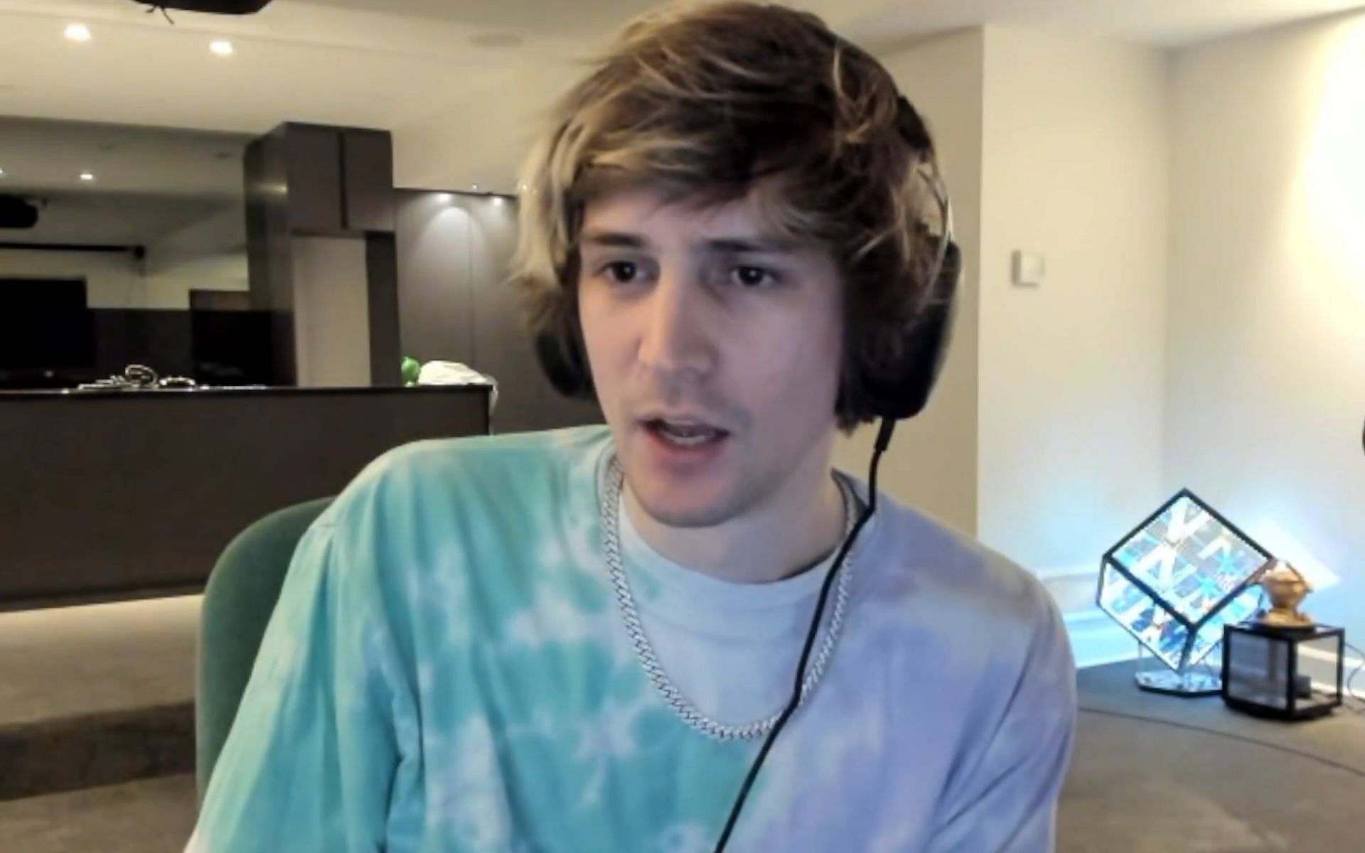 xQc talks about his personal life, reveals why he broke up with Adept (Image via xQc/Twitch)