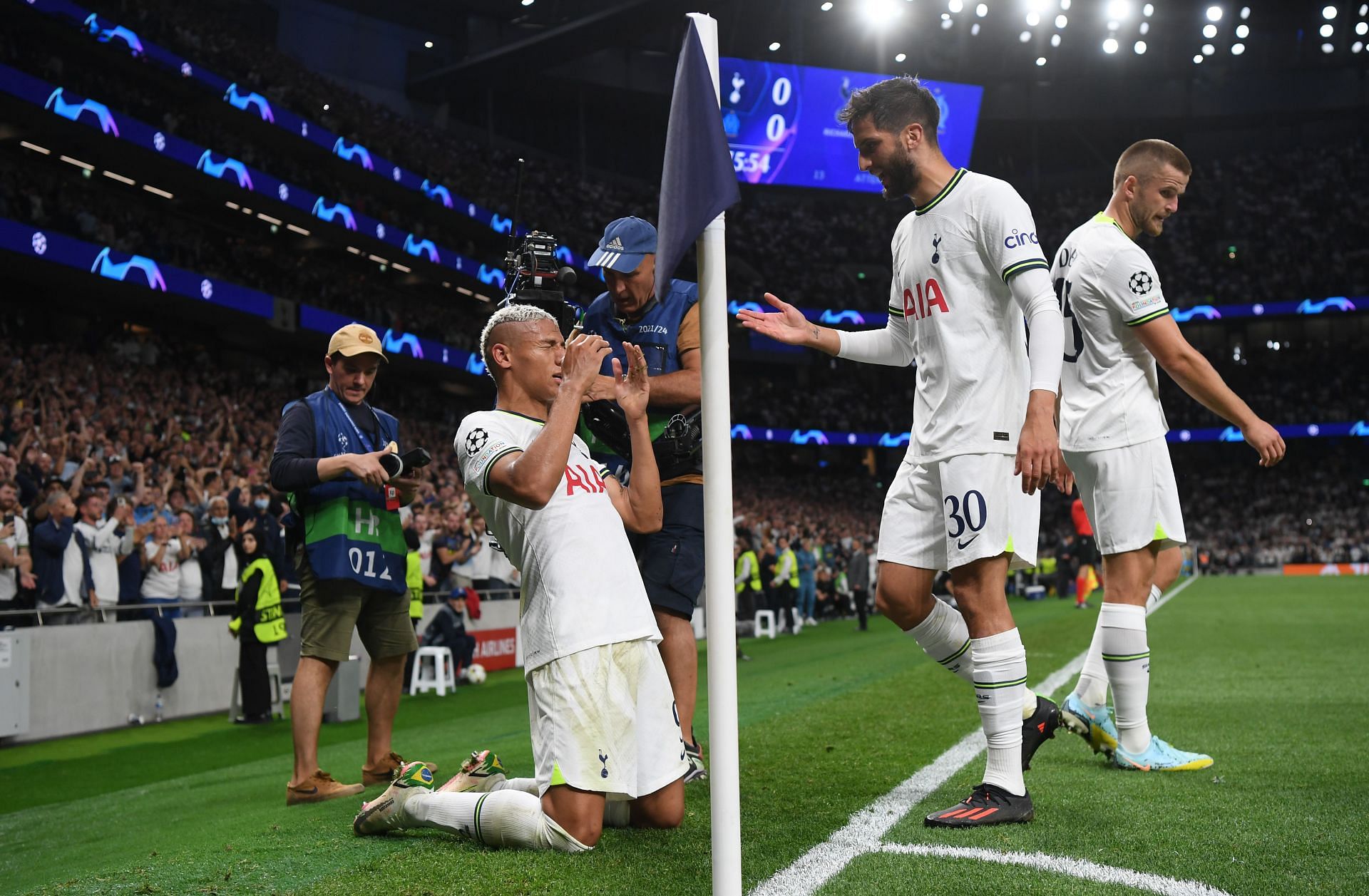 Tottenham Hotspur v Olympique Marseille: Group D - UEFA Champions League