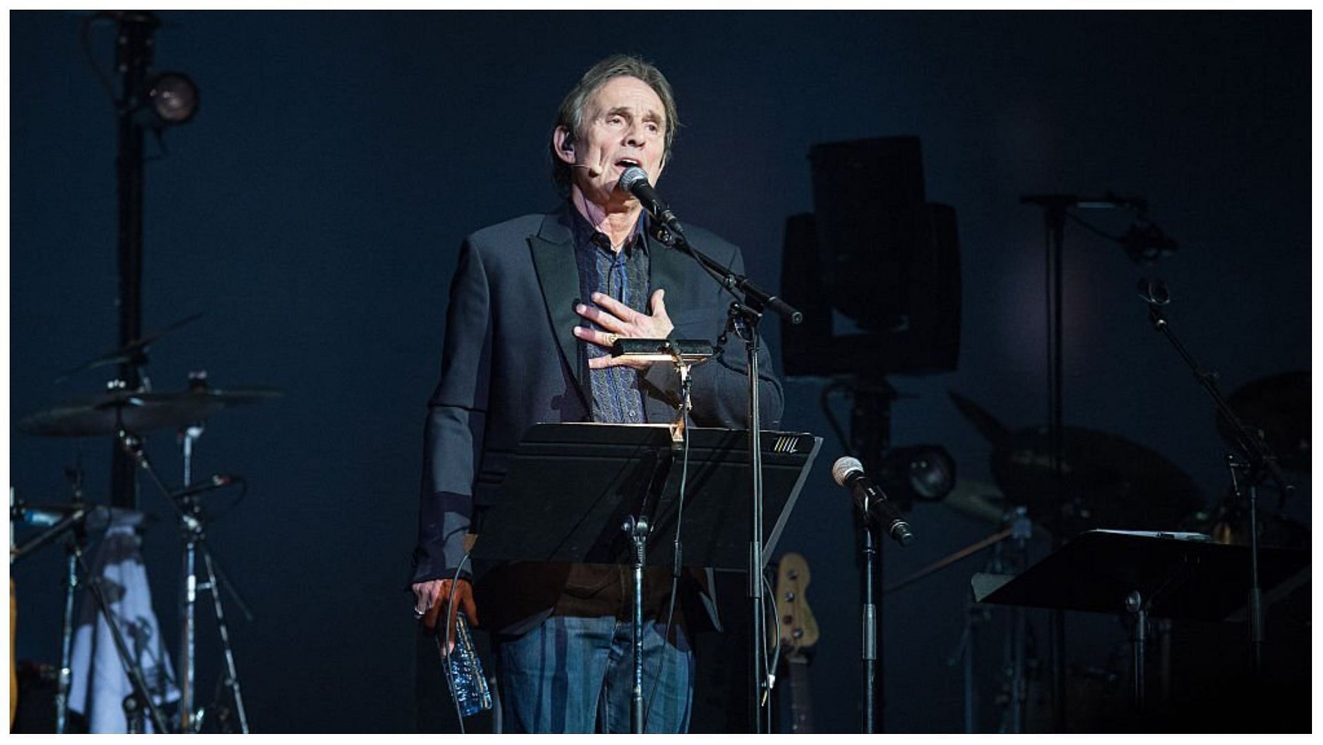 Murray Head performs at L&#039; Olympia on March 5, 2015 in Paris, France (Image via David Wolff - Patrick/Getty Images)