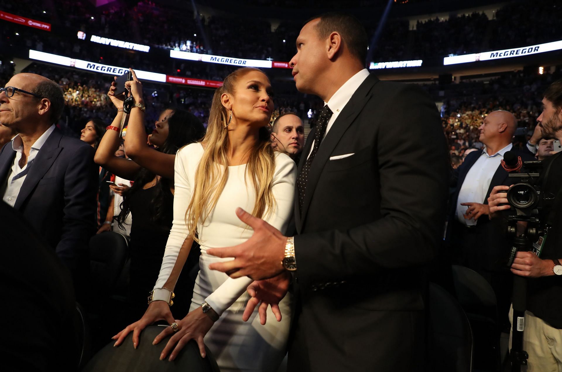 Alex Rodriguez and Jlo at the Floyd Mayweather Jr. vs. Conor McGregor fight