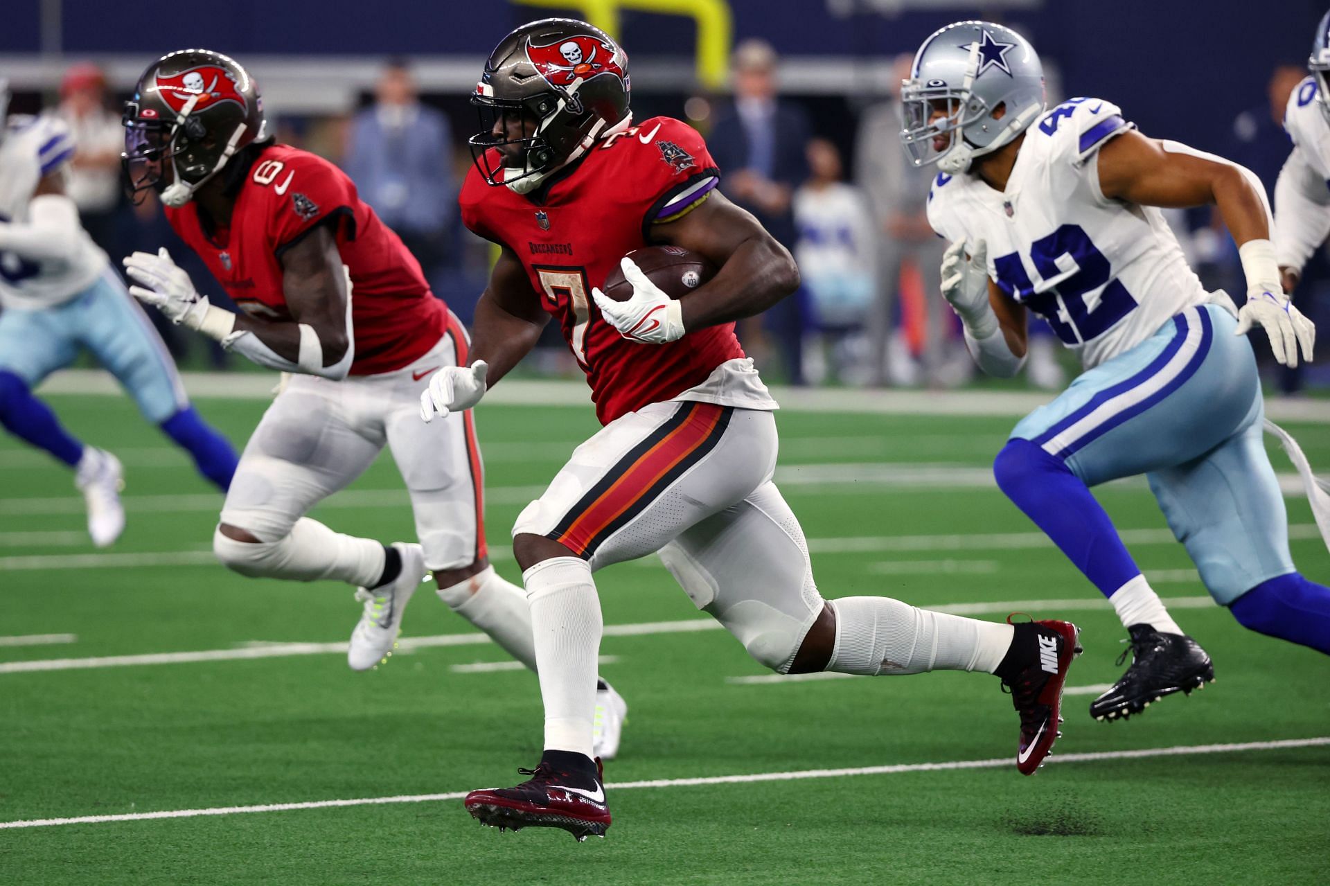 Tampa Bay Buccaneers v Dallas Cowboys