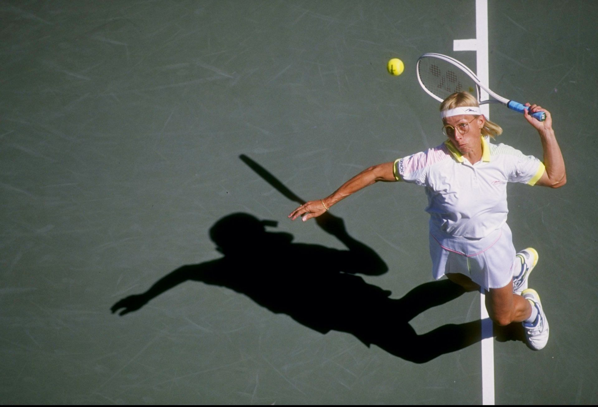 Martina Navratilova was a left-handed player