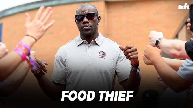Terrell Owens brutally roasts Brett Favre over Mississippi welfare fund scandal