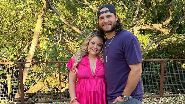 San Francisco Giants Brandon Crawford and his wife Jalynne Crawford share an adorable video of