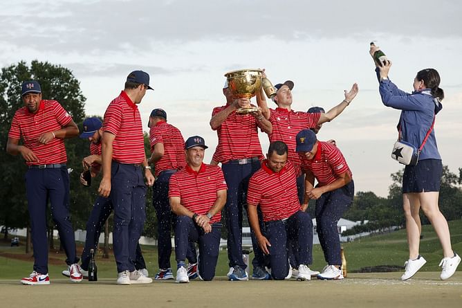 “Not with that group of guys, haha” – How fans reacted to Kevin Kisner’s ‘It's gonna be a looong night’ post
