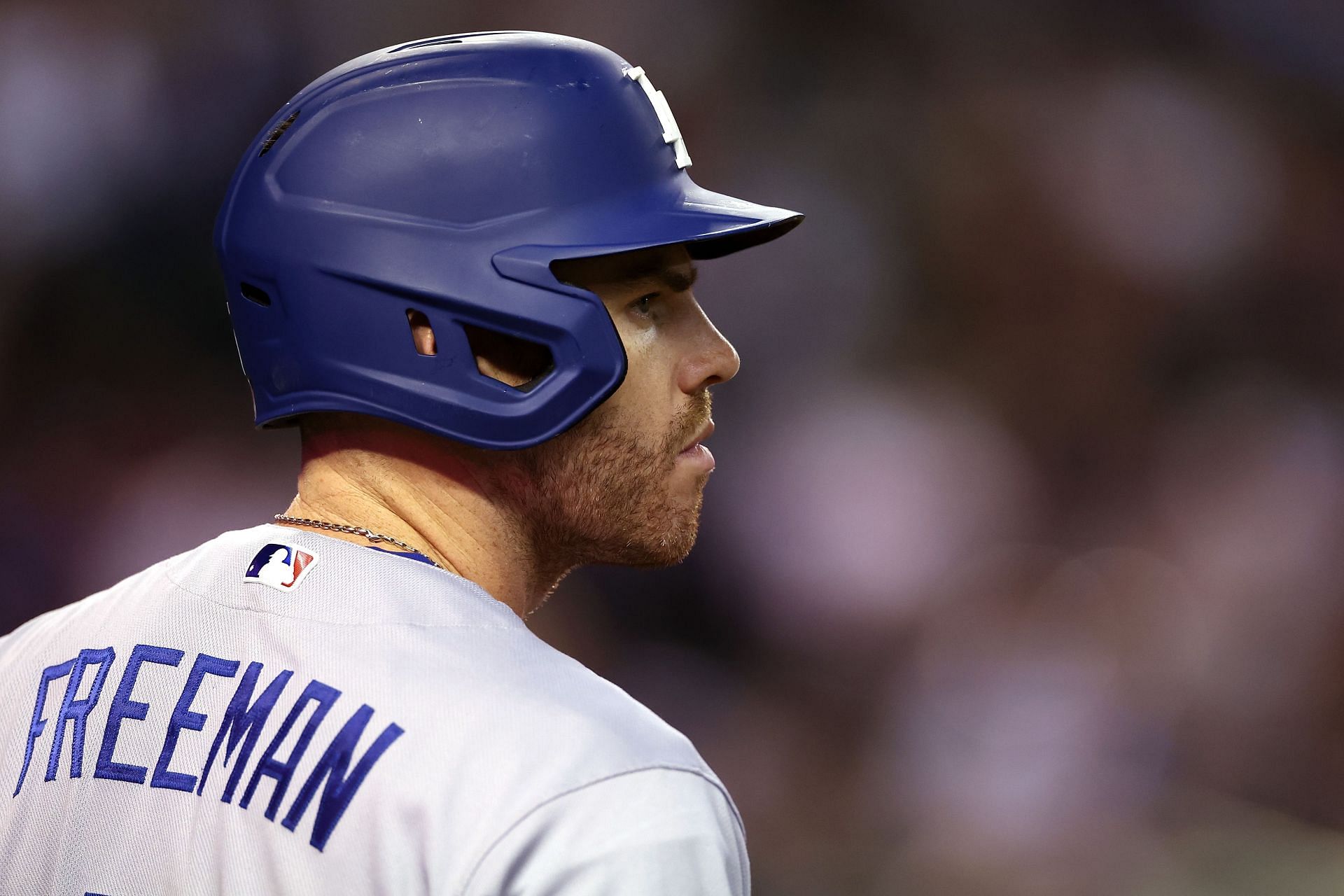 Freddie Freeman #5 of the Los Angeles Dodgers stands on-deck during the sixth inning of the MLB game against the Arizona Diamondbacks