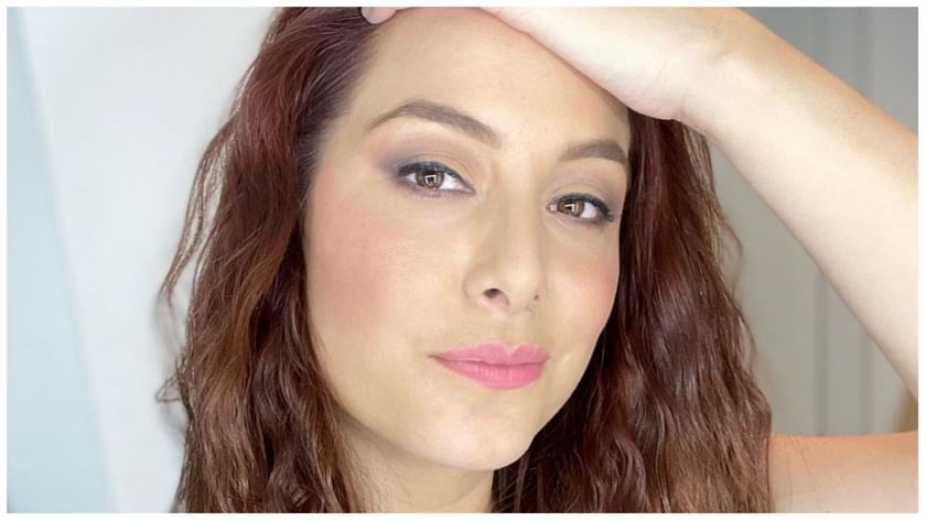 Who is Peruvian actress Natalia Salas?