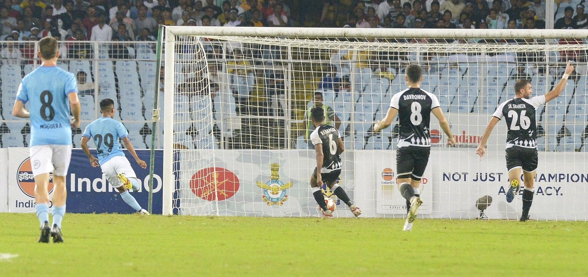 Bipin Singh tucks Mumbai City FC