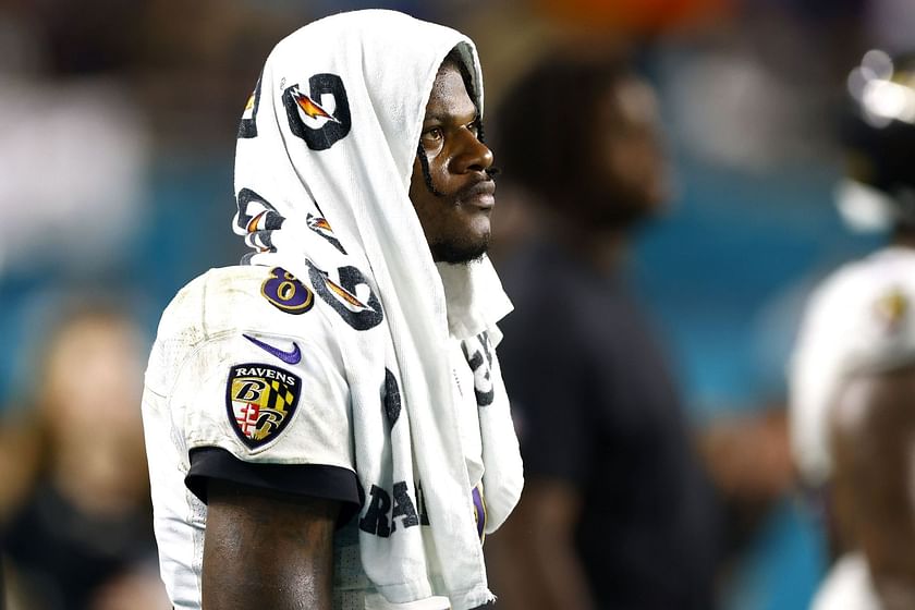 Ravens QB Lamar Jackson likes tweet of himself in a Dolphins jersey