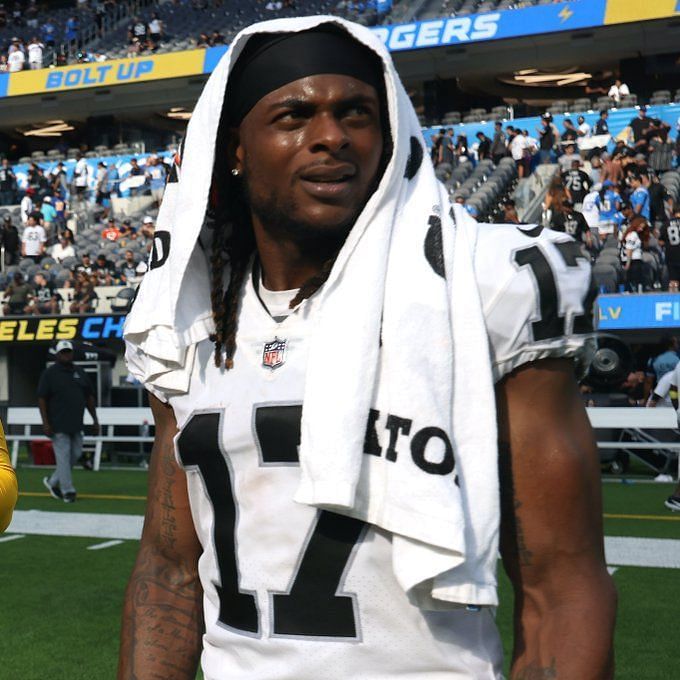 Davante Adams spends half million on Raiders suite for family