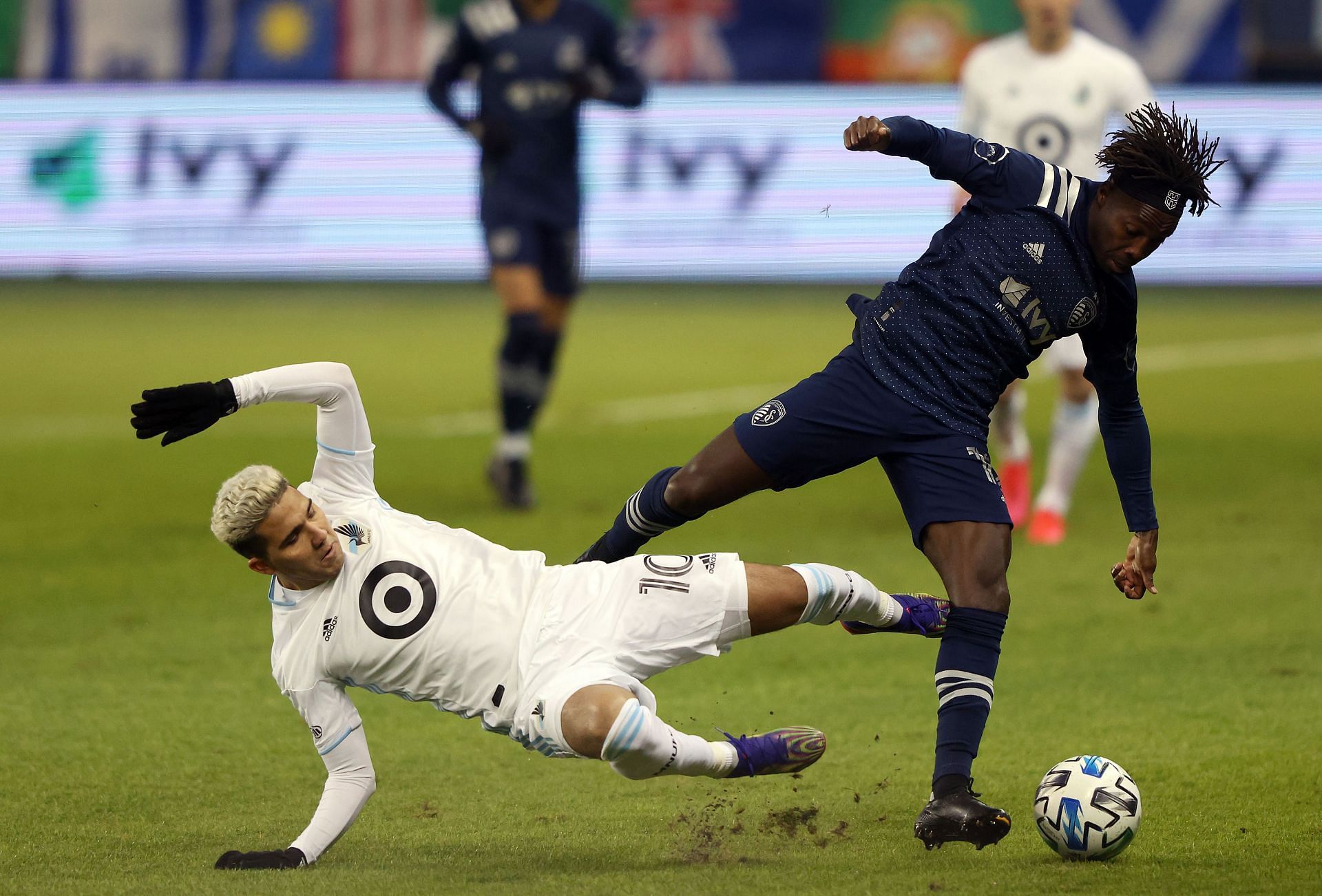 Minnesota United FC v Sporting Kansas City: Western Conference Semifinals - MLS Cup Playoffs