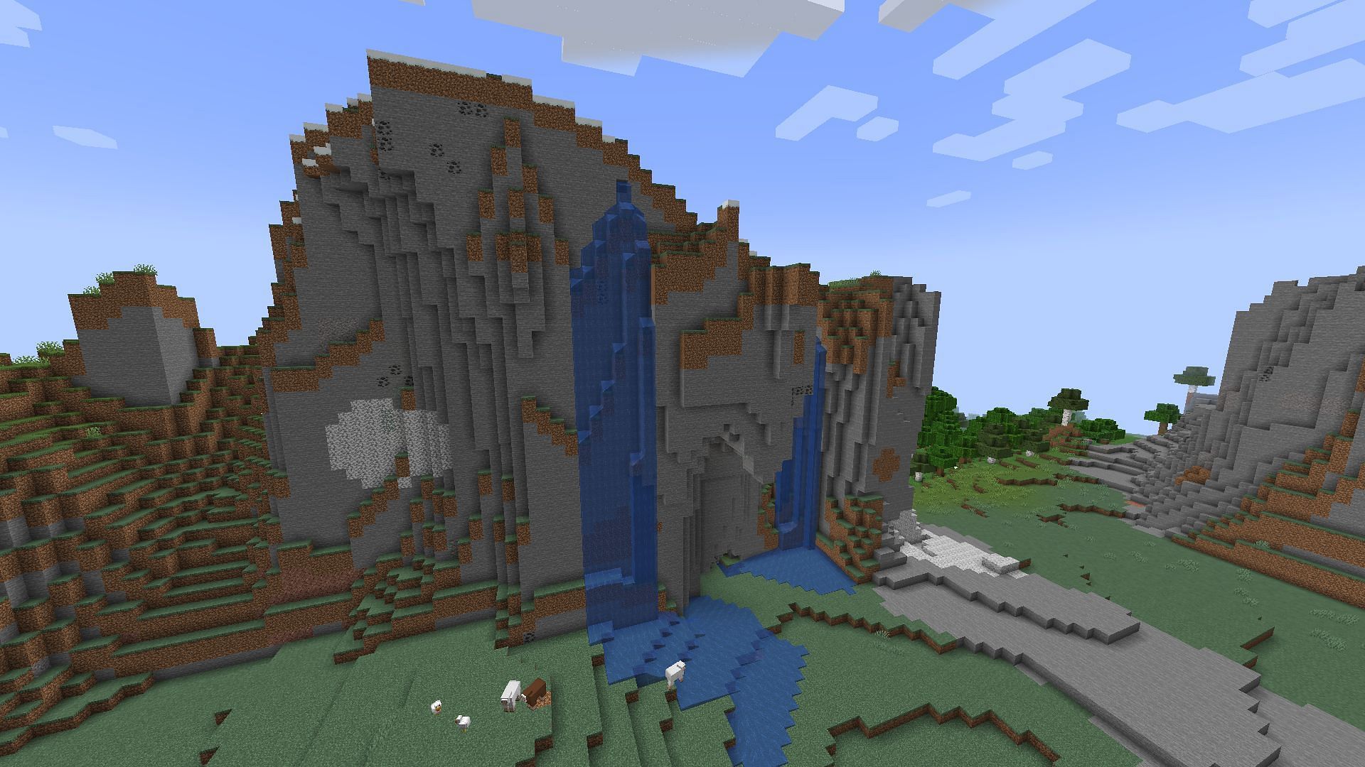 Windswept Hills are great for players who want to build unique builds in the game (Image via Mojang)