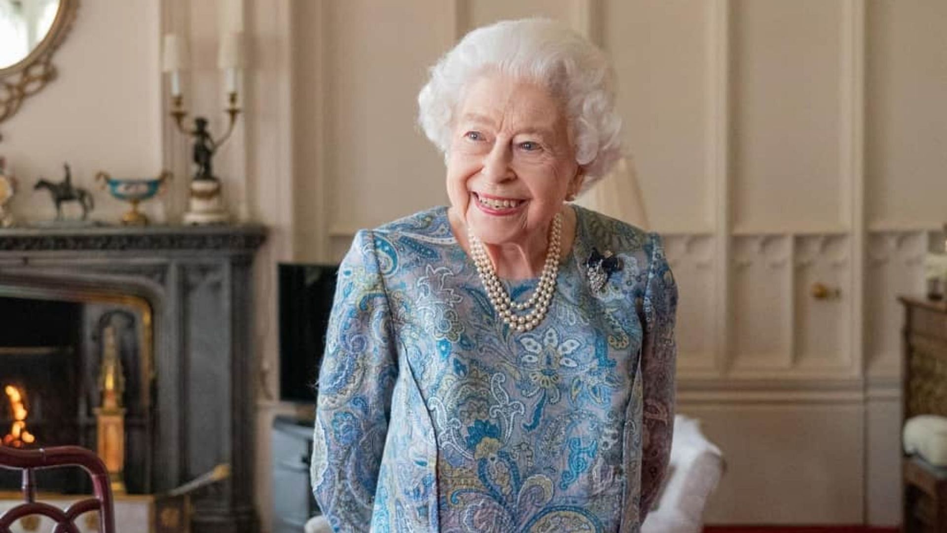 Buckingham Palace issues a statement on Queen Elizabeth