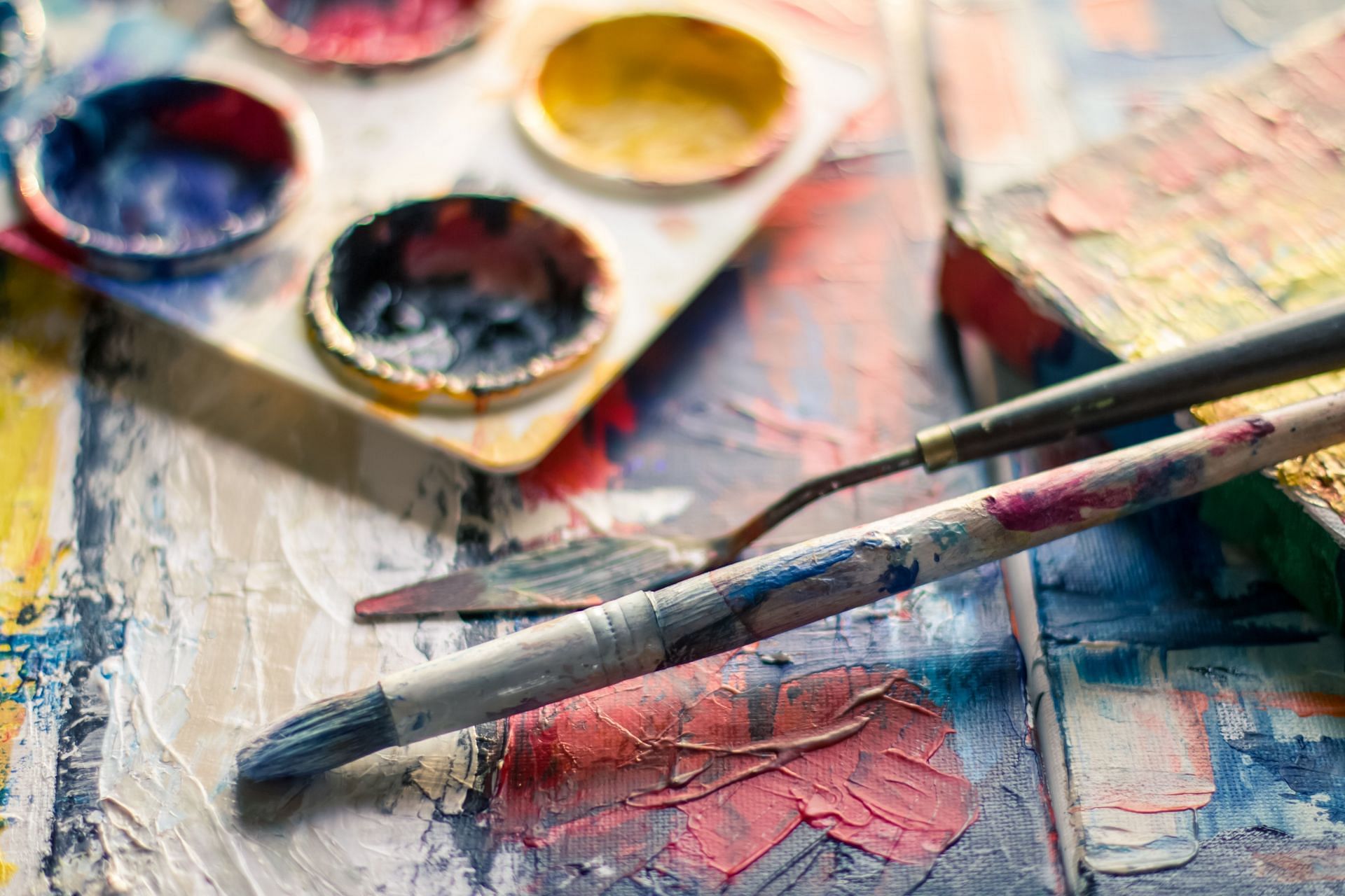 Till you don't try, you won't know what your hobby is. (Image via Pexels/Steve Johnson)