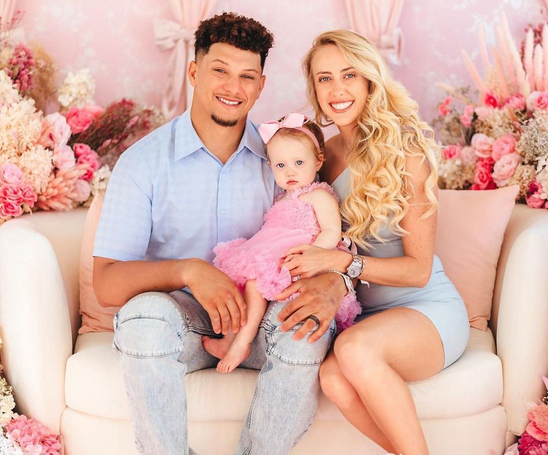 Patrick Mahomes bonds with daughter during recent shoot
