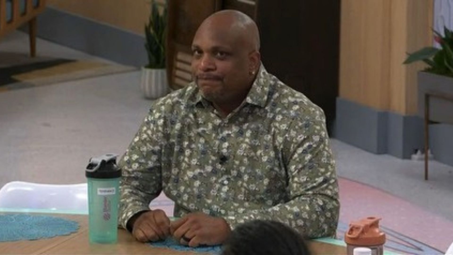 Fans slam Terrance for threatening Michael on Big Brother