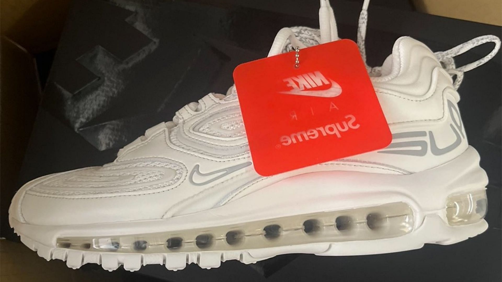 Supreme x Nike Air Max 99 TL Triple White shoes (Image via Instagram/@horhead_sales)