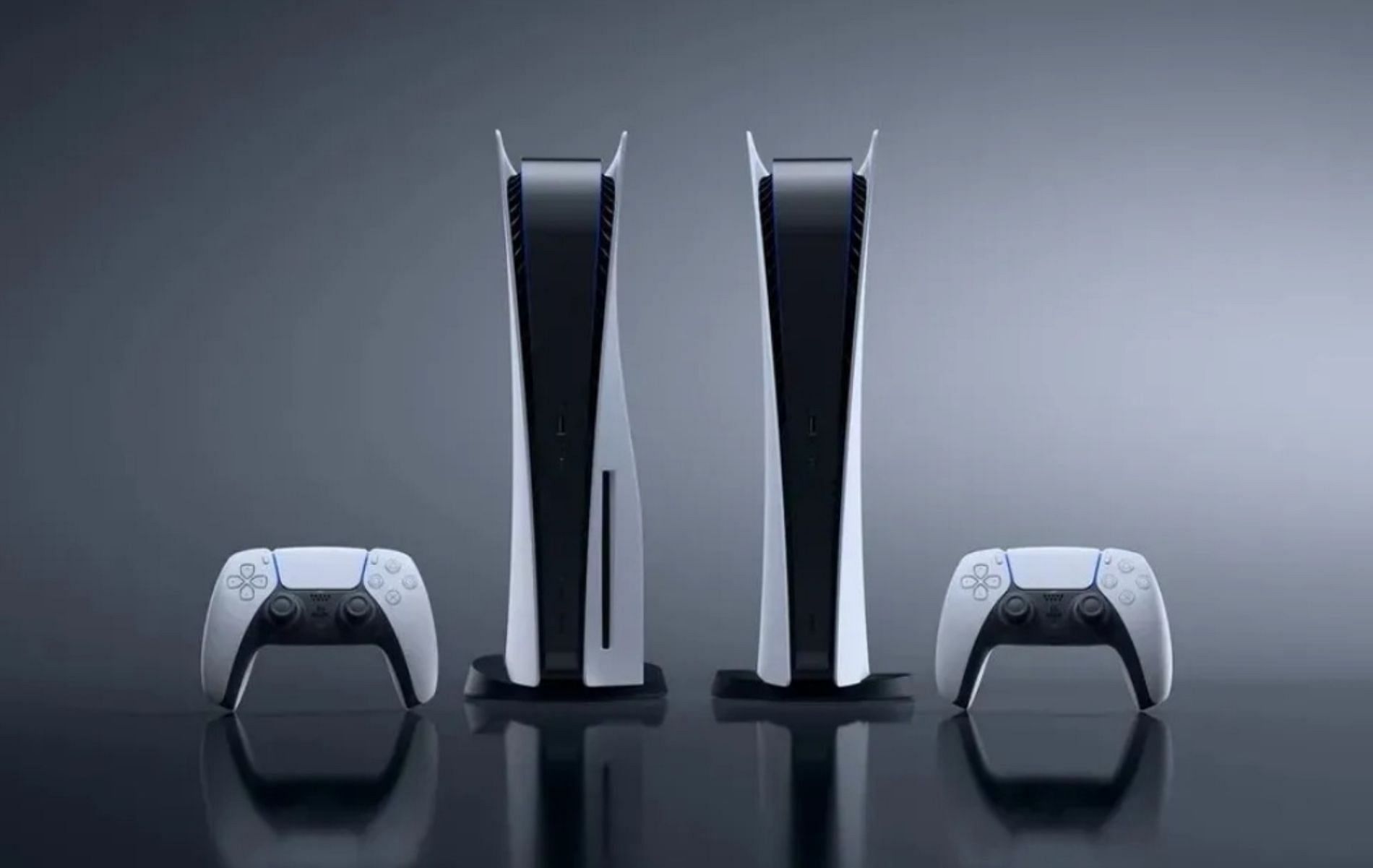 the standard and the digital PS5 models (Image via Sony)