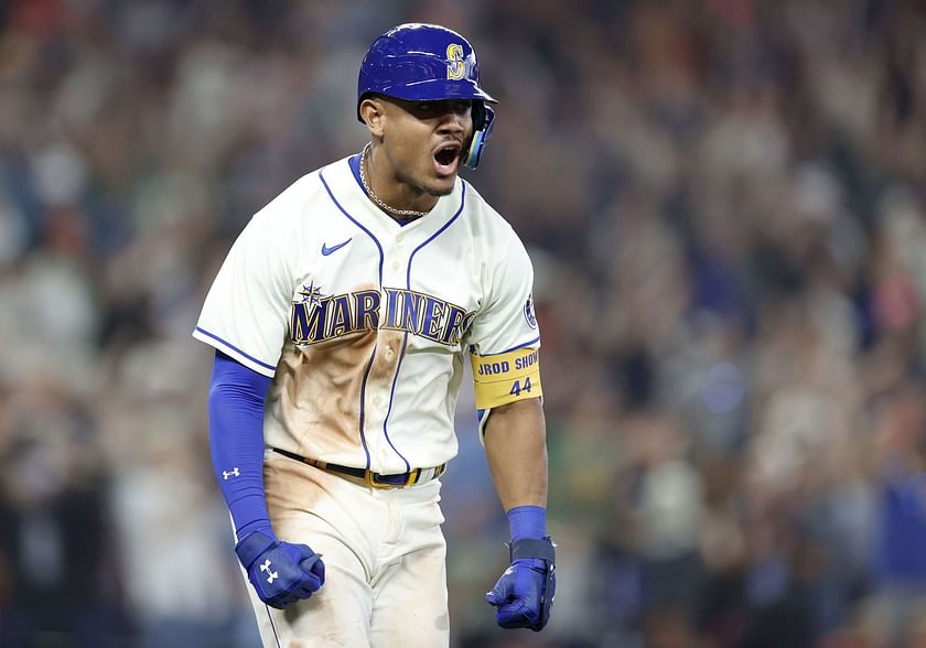 Mariners' Julio Rodriguez robs home run vs. Orioles, shares emotional  moment with young fan wearing his jersey 