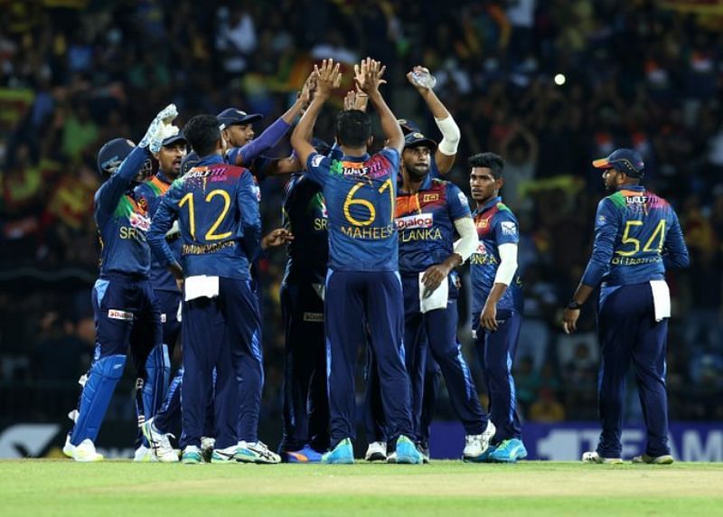 श्रीलंका की टीम ने अंतिम ओवर में जीत दर्ज की 