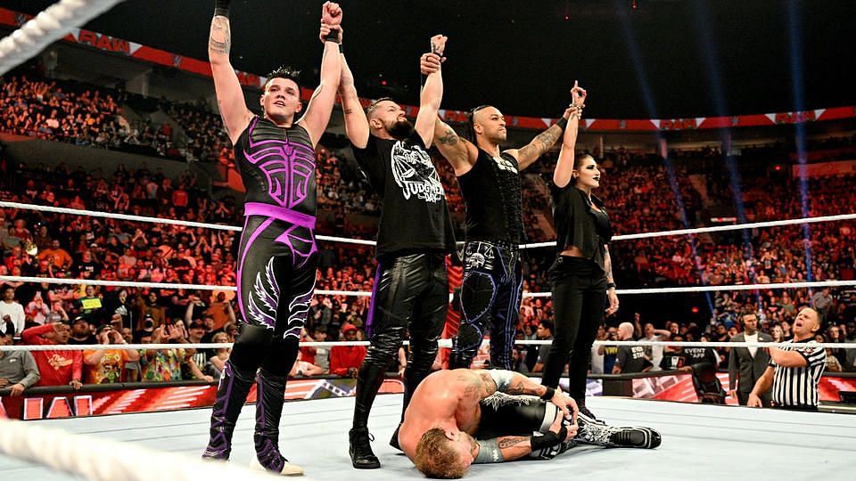 WWE Raw की व्यूअरशिप में आई गिरावट