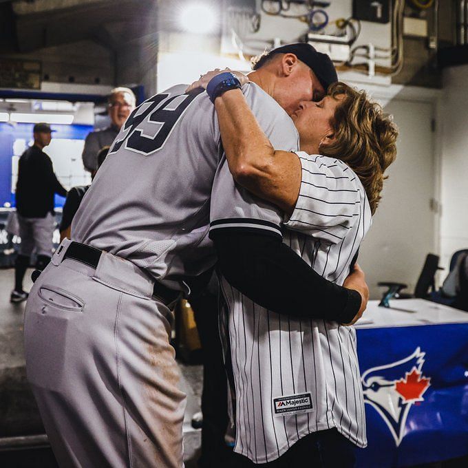 Derek Jeter's perfect 1-word reaction to Aaron Judge tying Roger Maris' AL  record