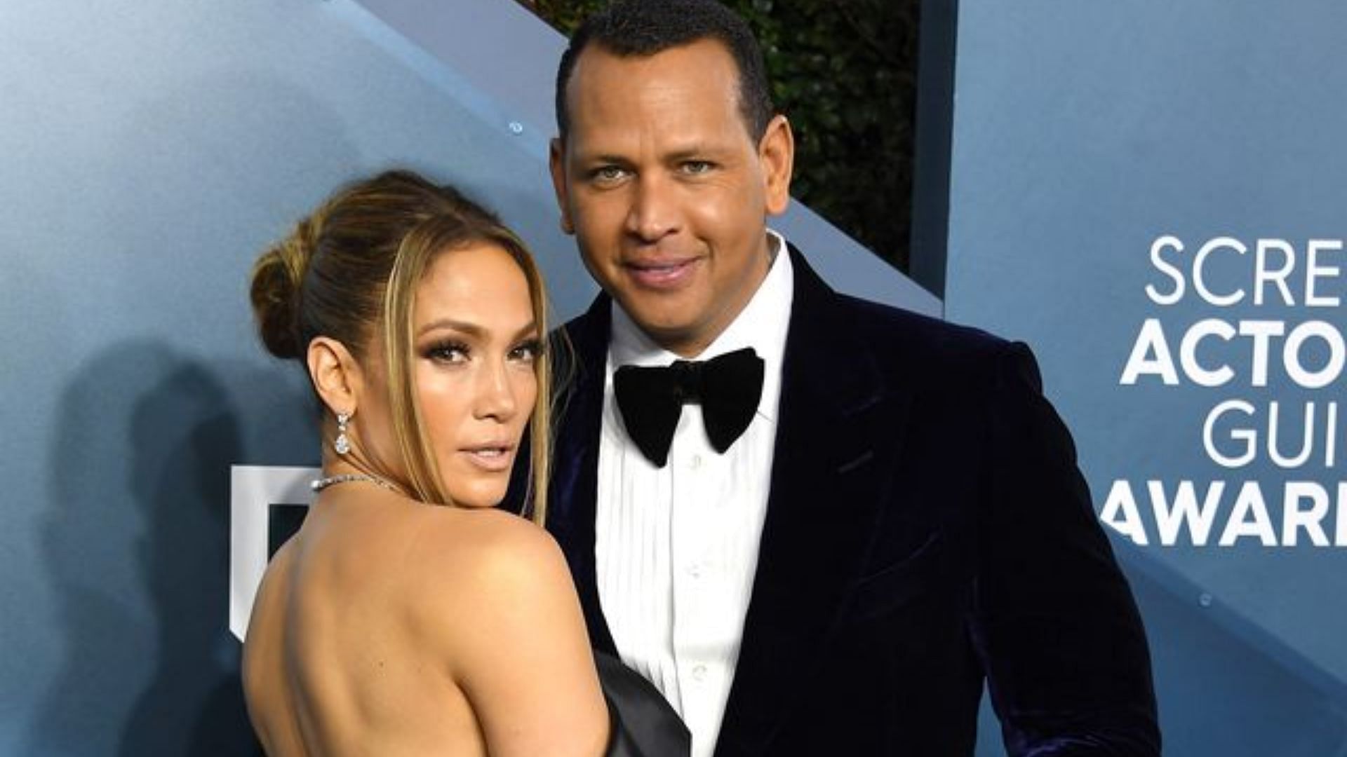 Alex Rodriguez with his ex-fiance- Jennifer Lopez.