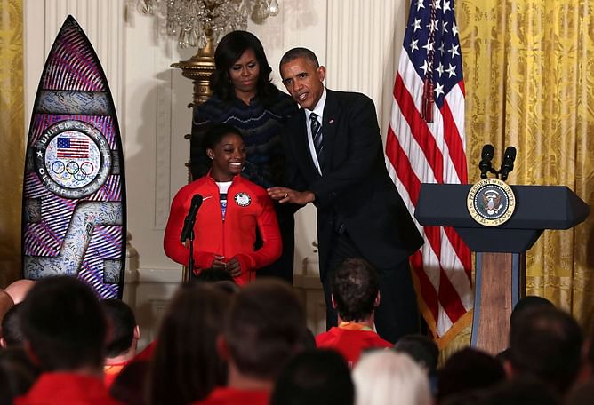 “I think he got a 10” – When Simone Biles opened up about teaching President Obama to do a split