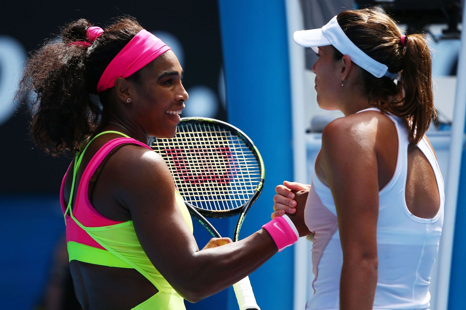 Serena Williams (L) and Garbine Muguruza (R) at the 2015 Australian Open