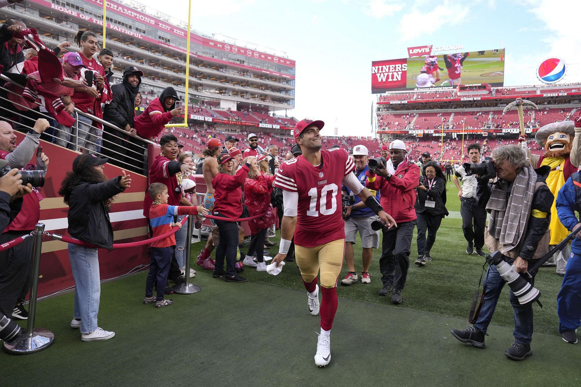 NFL Week 4 winners and losers: Historic night for Tom Brady; 49ers tap Trey  Lance after another Jimmy G injury