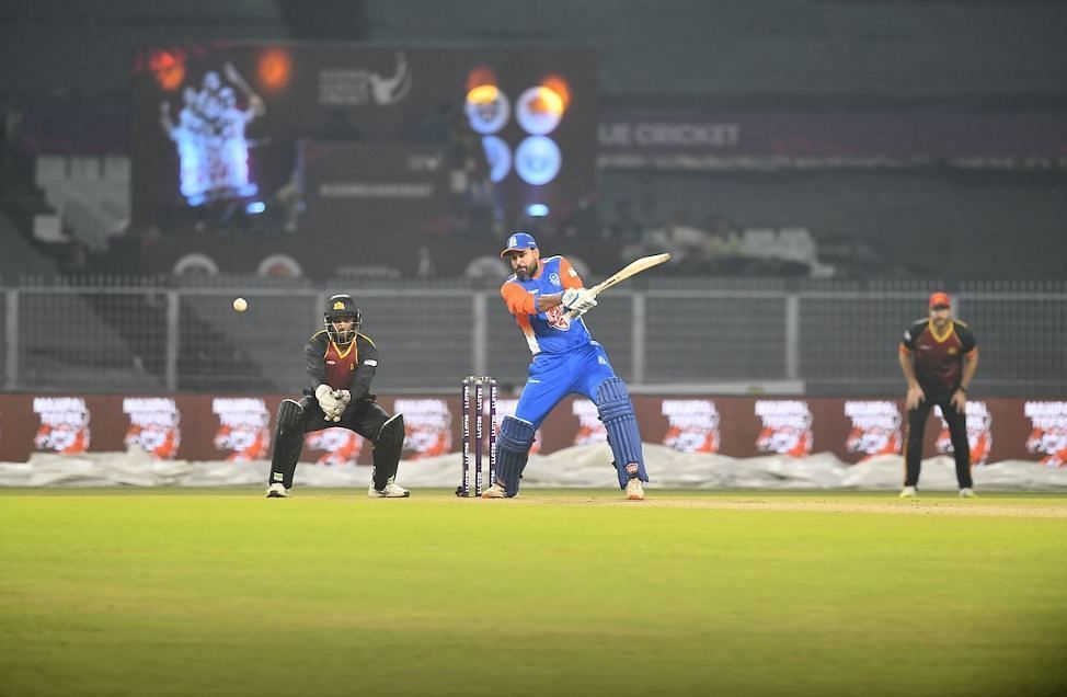 युसूफ पठान ने धाकड़ बल्लेबाजी का प्रदर्शन किया 