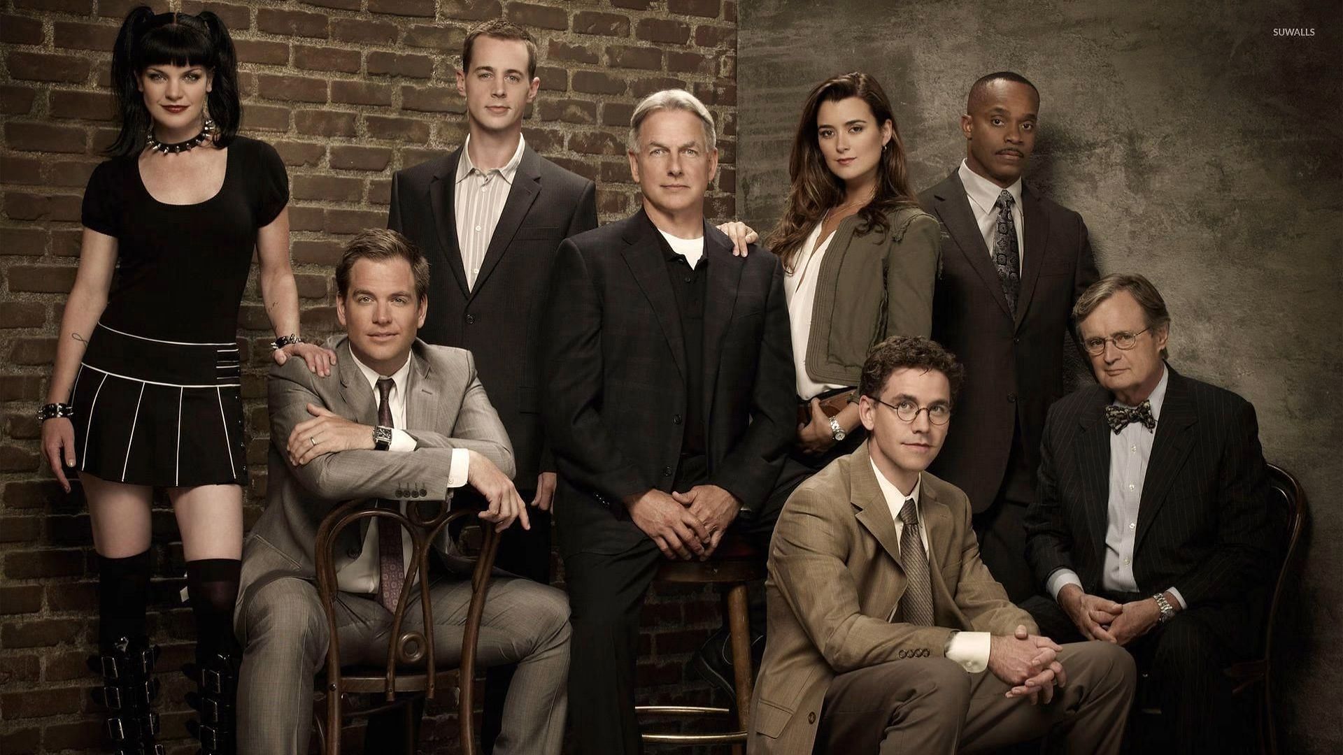 Pauley Perrette with the cast of NCIS. (Image via CBS)