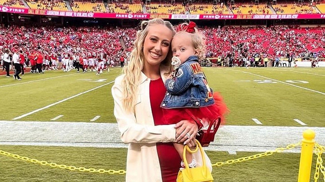 Brittany Mahomes and daughter Sterling at the Chiefs home opener against the Los Angeles Chargers. (via brittanylynne on IG)