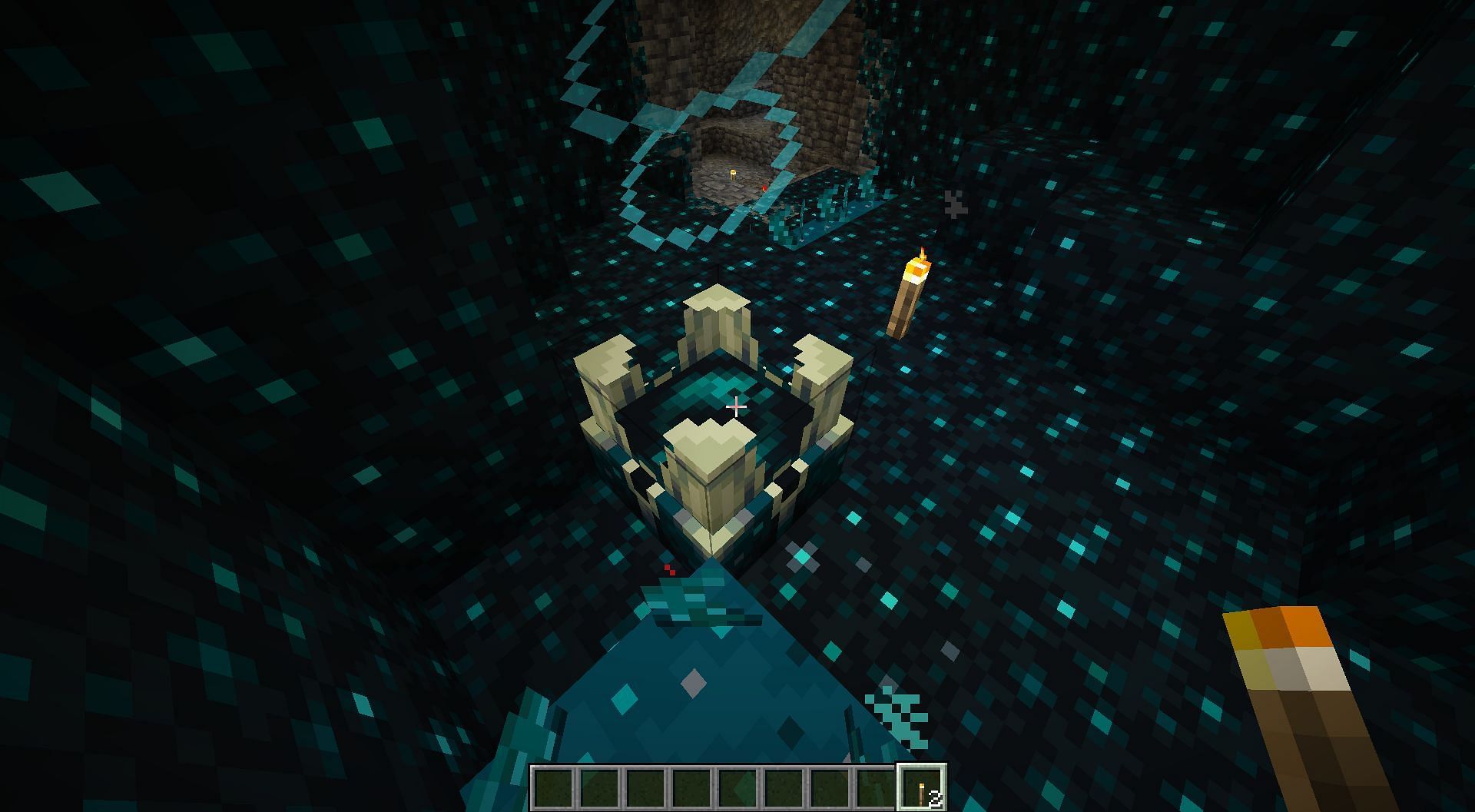Sculk shrieker letting out a shriek and calling out the Warden in Minecraft (Image via Mojang)