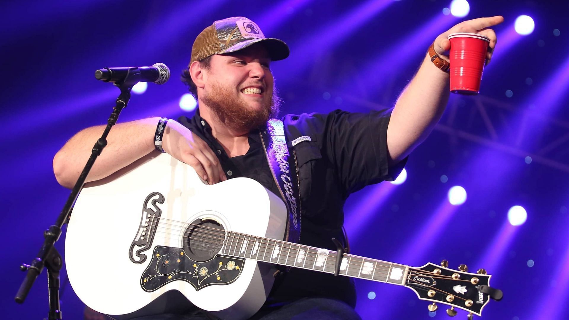 How much are Luke Combs tickets? Price, presale, where to buy, dates