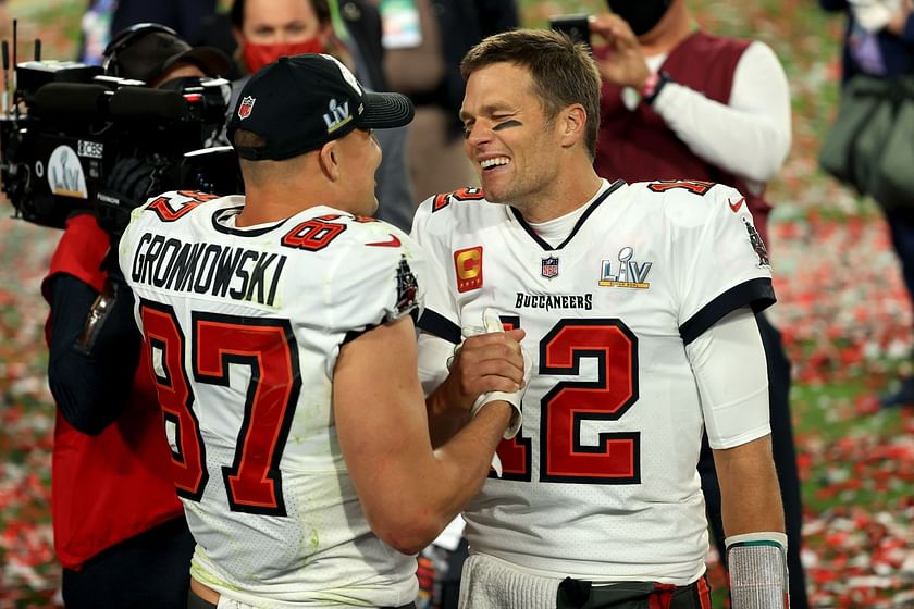 Welcome home, Tom Brady & Rob - Tampa Bay Buccaneers