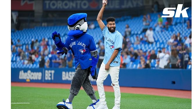 “This one is for the culture” - Punjabi superstar AP Dhillon of "Brown Munde" fame threw out the ceremonial first pitch for Toronto Blue Jays