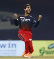 शाहबाज़ अहमद भी एक विकल्प हो सकते हैं