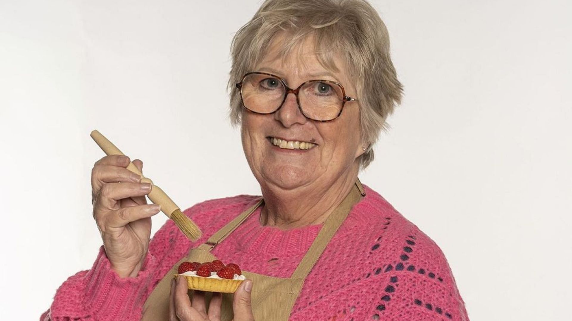 Dawn from The Great British Bake Off 2022 criticised on social media for working under Boris Johnson (Image via thebakerdawn/Instagram)