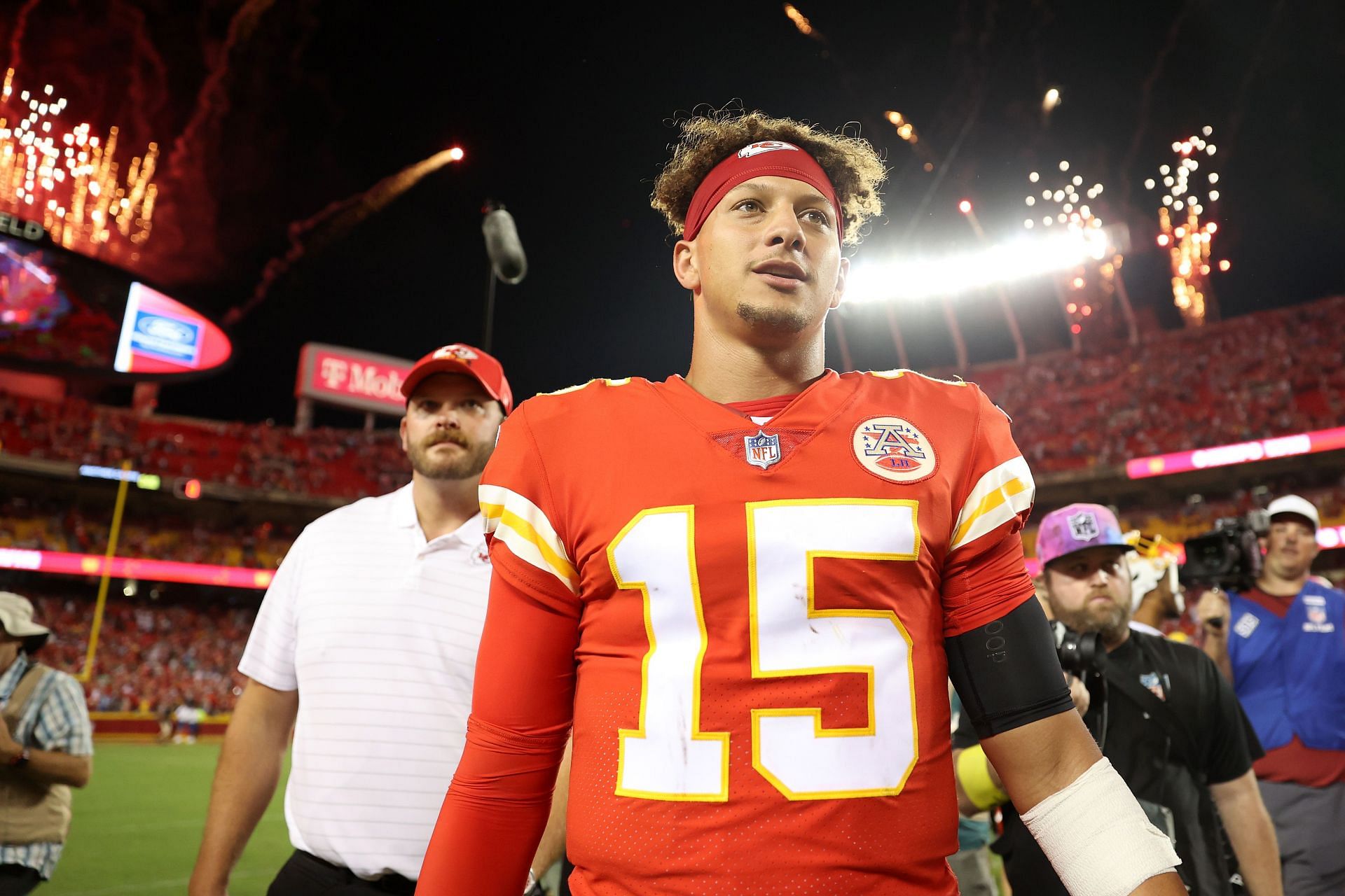 Patrick Mahomes' mom cheers him on before Super Bowl with sweet throwback —  see the pic!