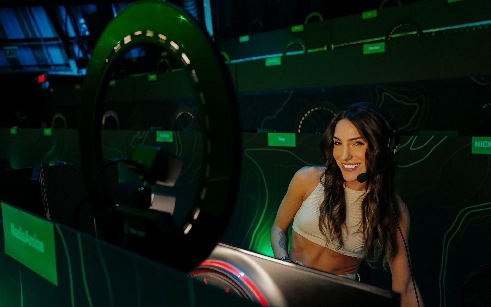 Twitch streamer and CoD: Warzone player Nadia Amine shares her sentiments regarding the cheating fiasco on Twitter (Image via nadia/Twitter)