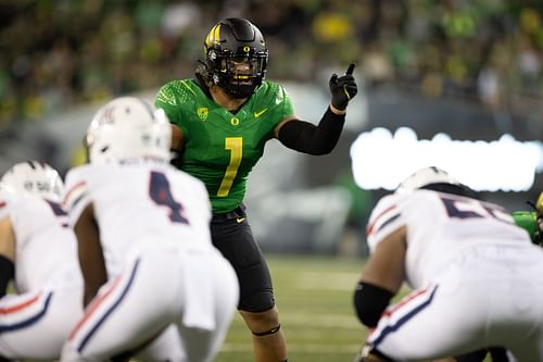 College Football - Arizona v Oregon