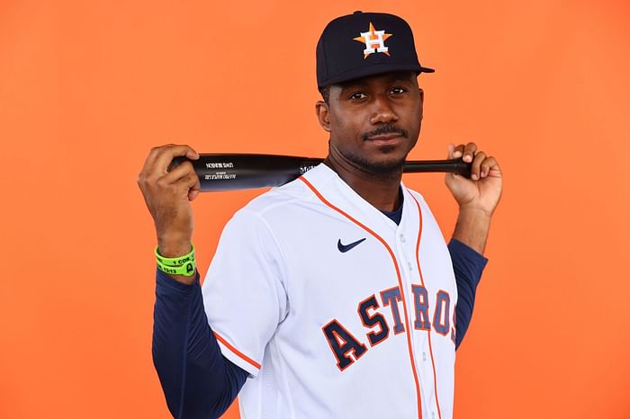 Former SF Giants outfielder Lewis Brinson signs with Yomiuri Giants