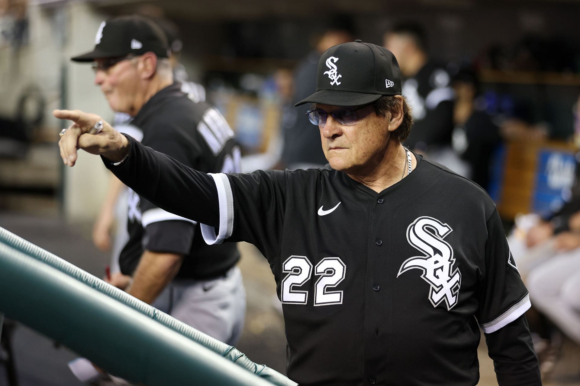 Who should manage White Sox in 2023 if La Russa doesn't return