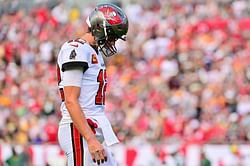 "They've got more turnovers than TDs" - Dan Orlovsky claims Tom Brady and the Buccaneers' horrible start to 2022 is understated