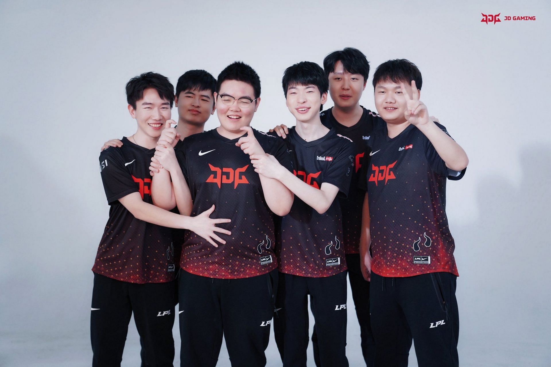 JDG is arguably the best team participating at Worlds 2022 (Image via League of Legends)