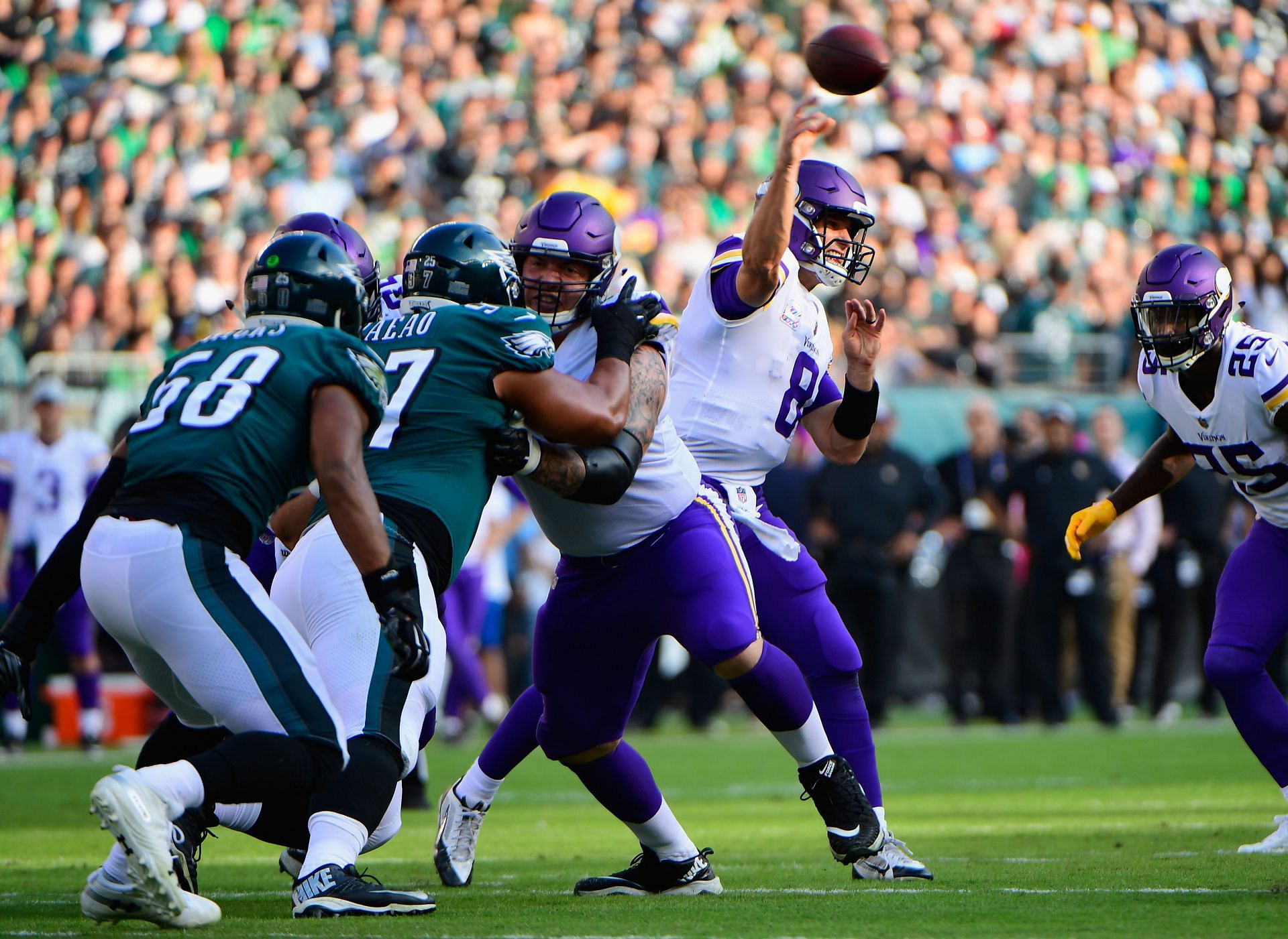 Vikings vs. Eagles TNF Picks: Can Kirk Cousins survive a dominant Eagles  pass rush? - Bolts From The Blue