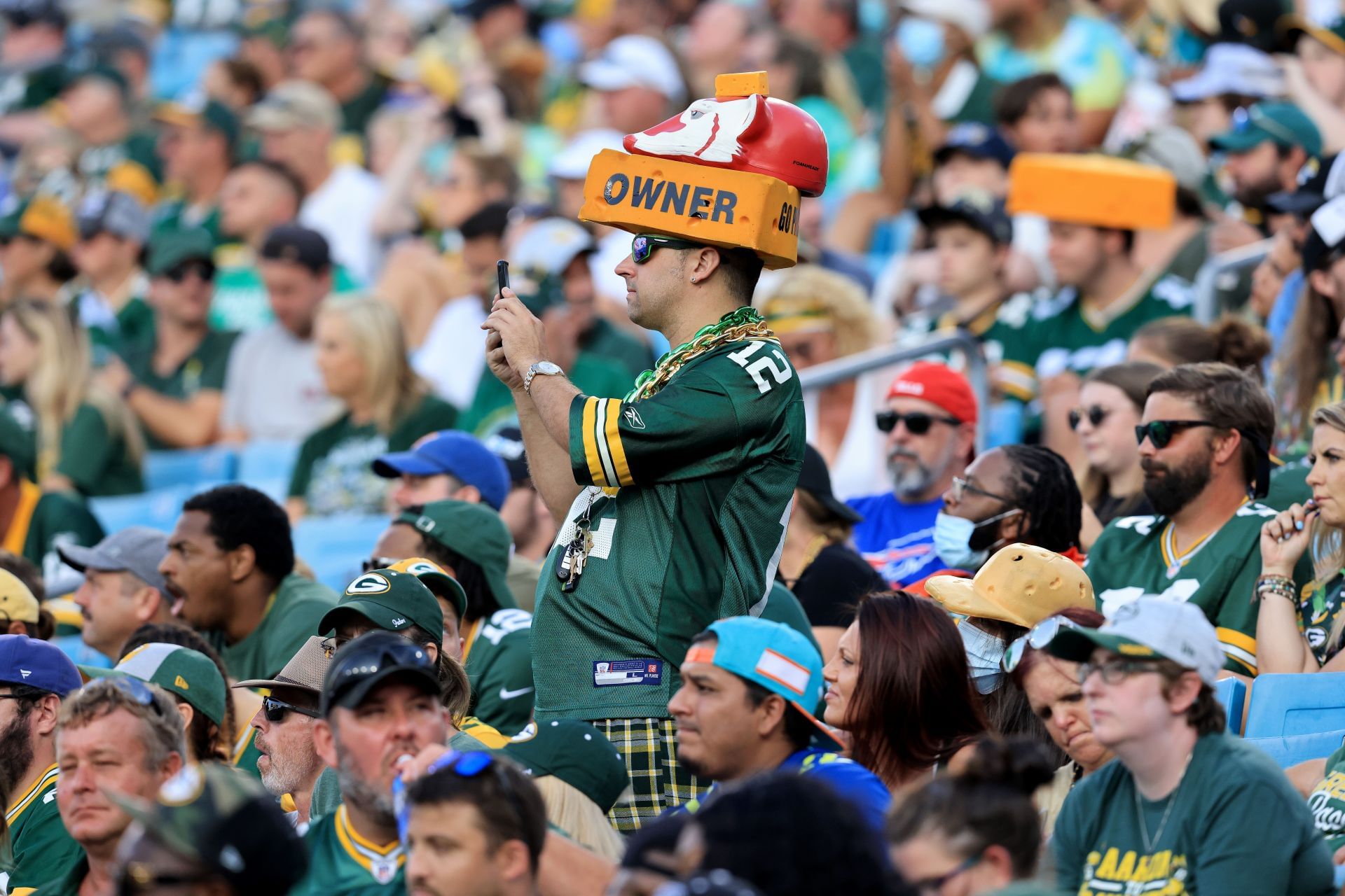 PHOTO: Packers fans have ridiculous Packers hats 