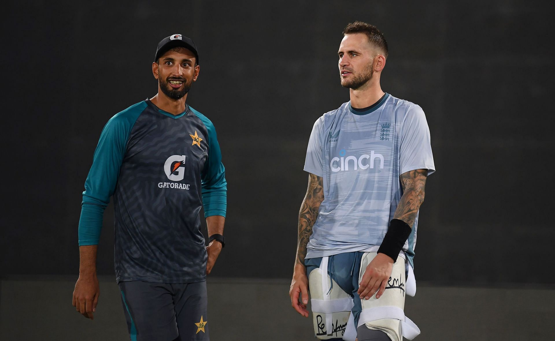 Shan Masood speaks to Alex Hales. (Image Credits: Getty)