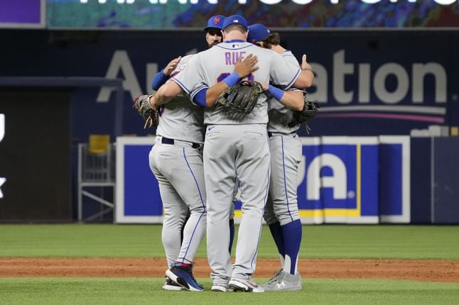 Miami Marlins vs New York Mets MLB Odds, Line, Pick, Prediction, and Preview - September 27 | 2022 MLB Season